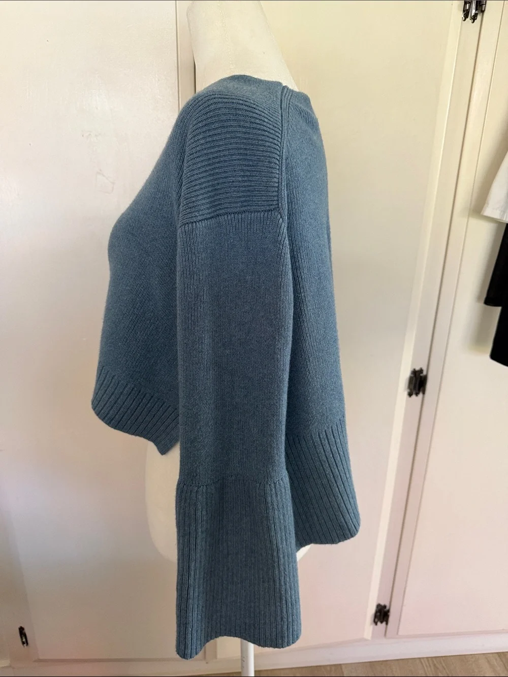 Live The Process V-Neck Cropped Sweater in Dusty Blue